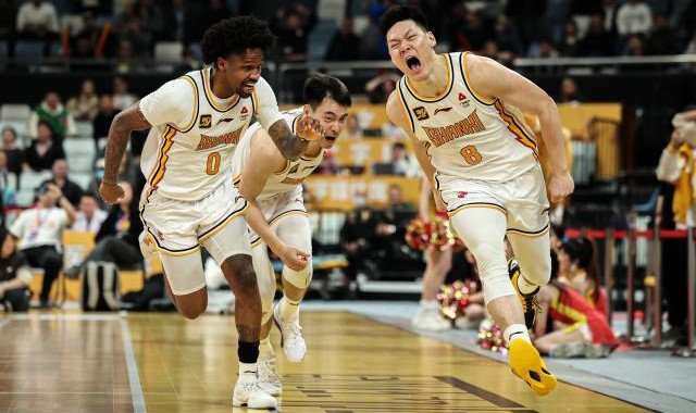 世预赛下注-CBA常规赛奖项出炉：胡金秋MVP 山西0奖项引争议