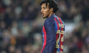 铁人！孔德1年半没缺席过任何比赛，已连续踢了90场比赛